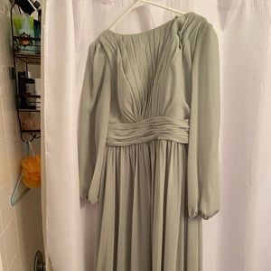 This is a beautiful green bridesmaids dress, only worn once.